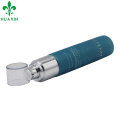 tube en plastique avec bouchon de pompe pour produit de soin de la peau